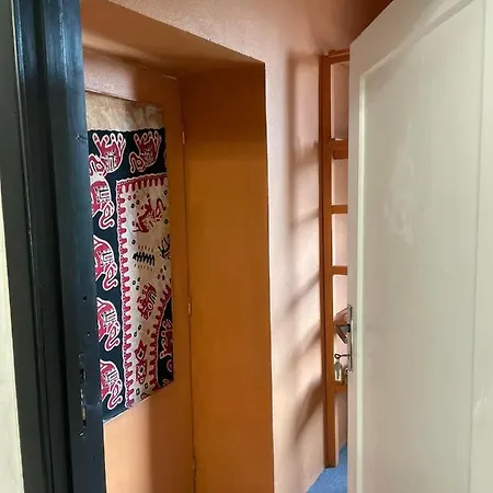 Doly 4 Hostel *