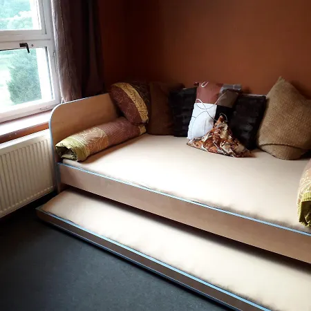 Doly 4 Auberge de jeunesse *