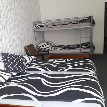 Doly 4 Hostel